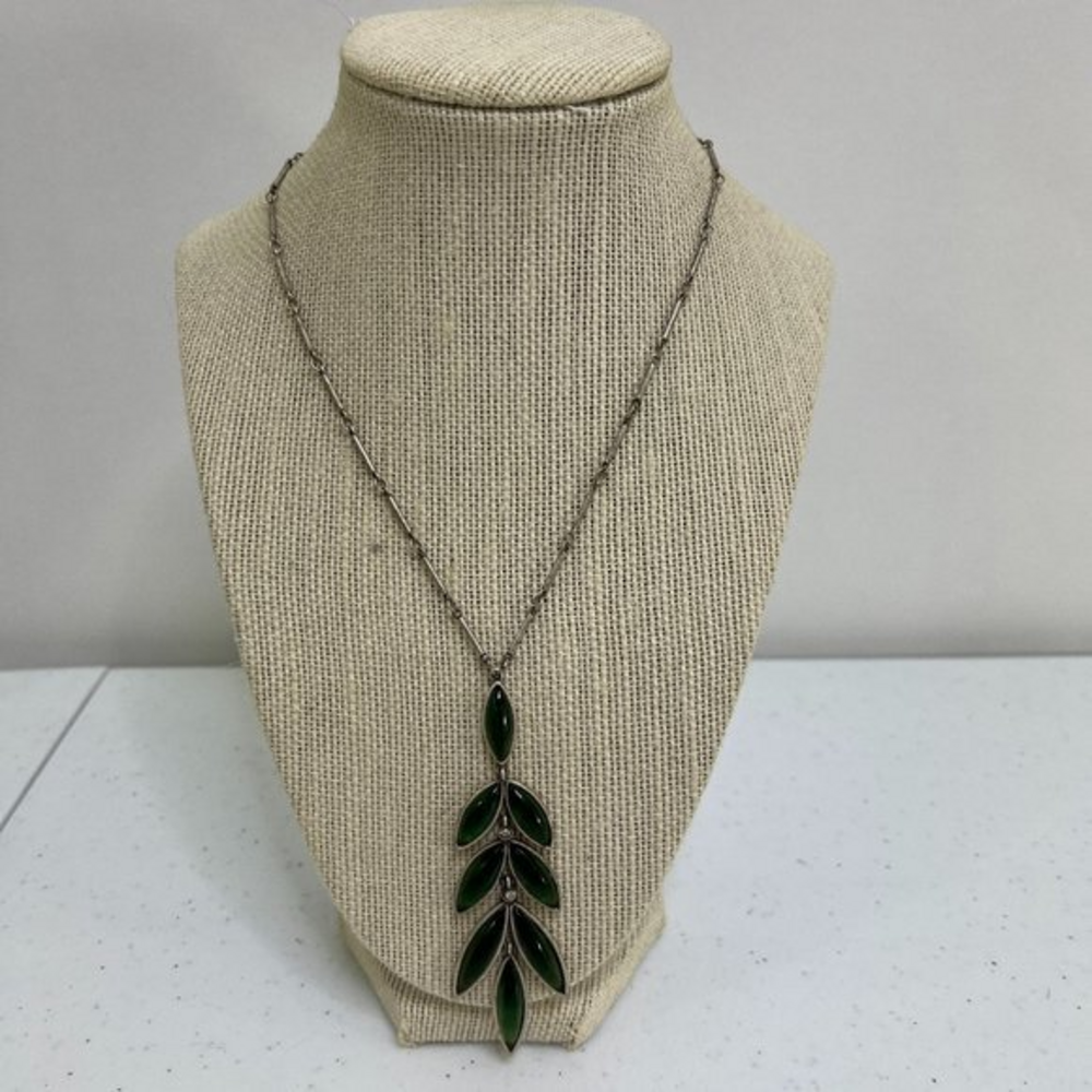 Vida Jewels Green Necklace Leaf Dangle Silver Tone Vintage Chain Tear Drop Used,